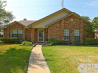 7018 Christina Ln, Garland, TX 75043