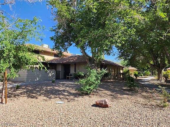 2nd image of 5012 Village Dr