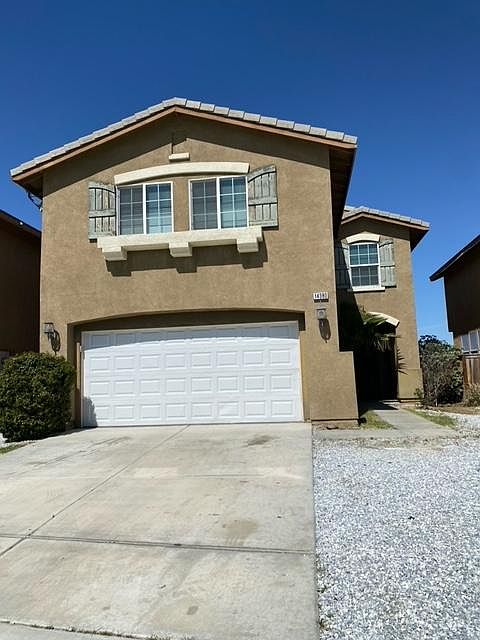 1st image of 14380 Moon Valley St