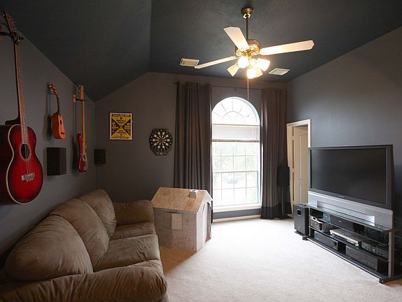 Media Room or 4th bedroom