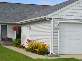 1732 Winter Creek Ct, Greenville, MI 48838