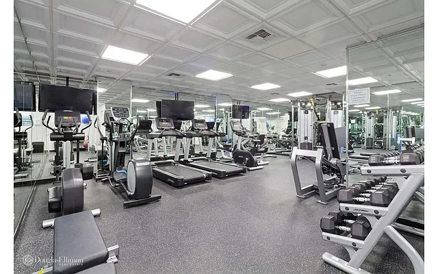 Rented by Douglas Elliman | media 23