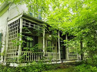 6852 Eastland Rd, Middleburg Heights, OH 44130