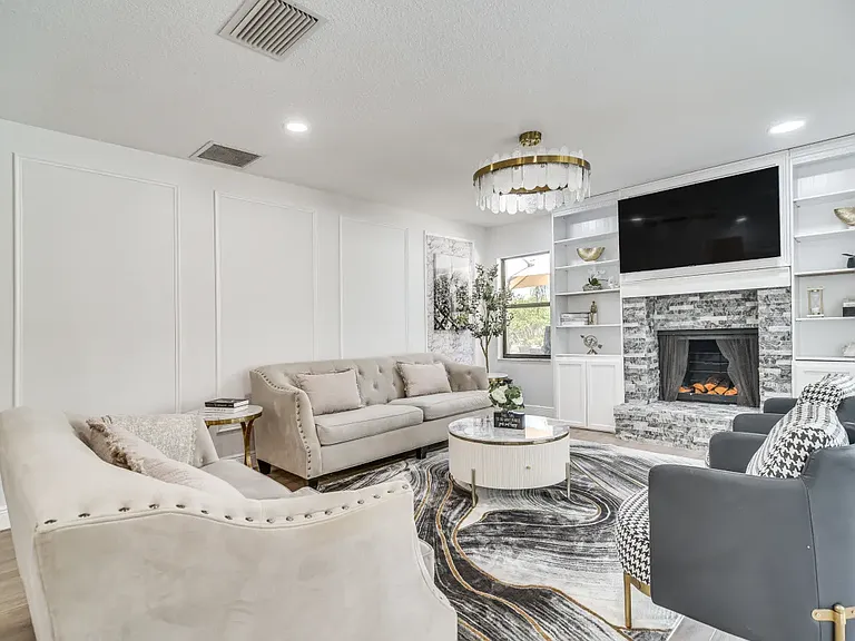 4636 Bay Crest Dr — Photo 15