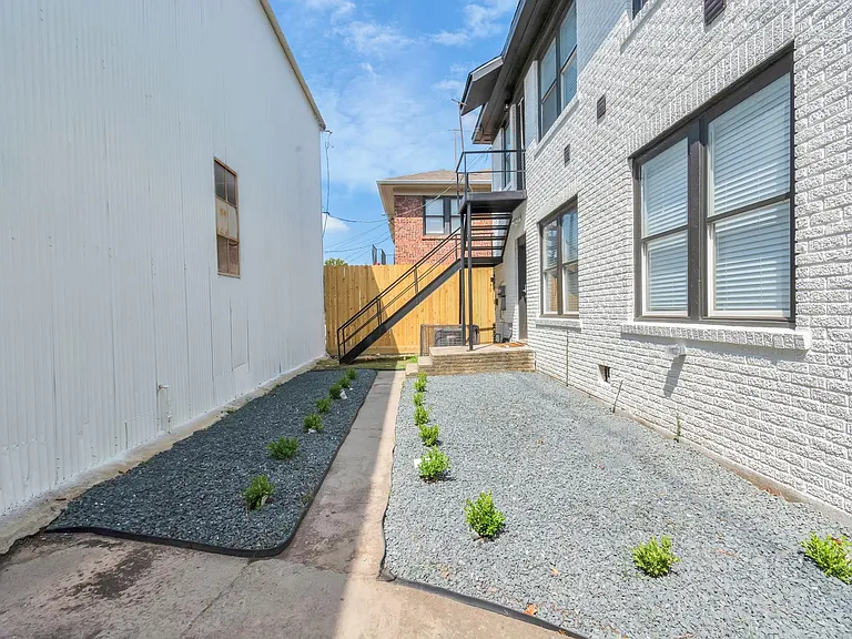 1812 Wheeler St — Photo 17