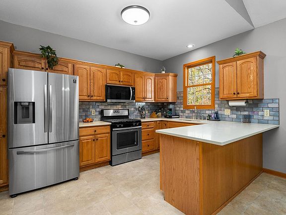 5th image of 1001 6th Avenue Ct