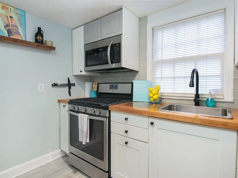 3 Oliver Ct #B — Photo 9