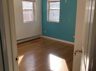 4516 Robinson St, Flushing, NY 11355