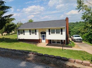 1052 Betty Zane Rd, Wheeling, WV 26003