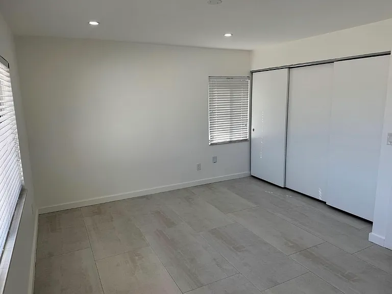 2832 SW 124th Ct — Photo 8