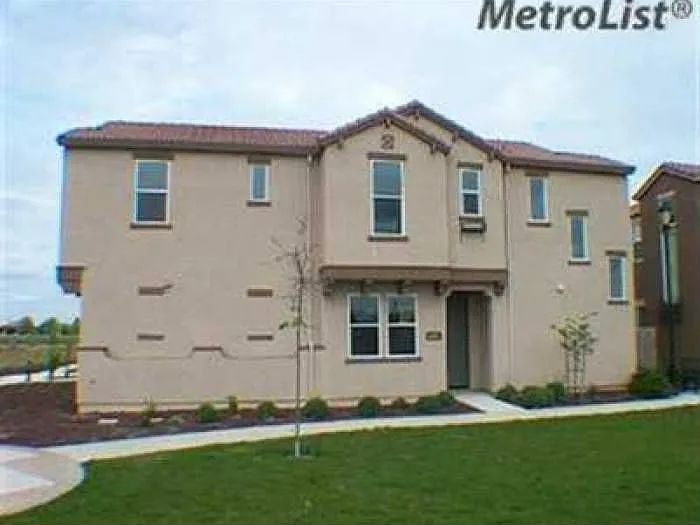 9944 Macabee Ln photo 1