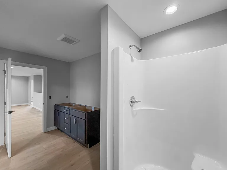 508 Cambridge St — Photo 25
