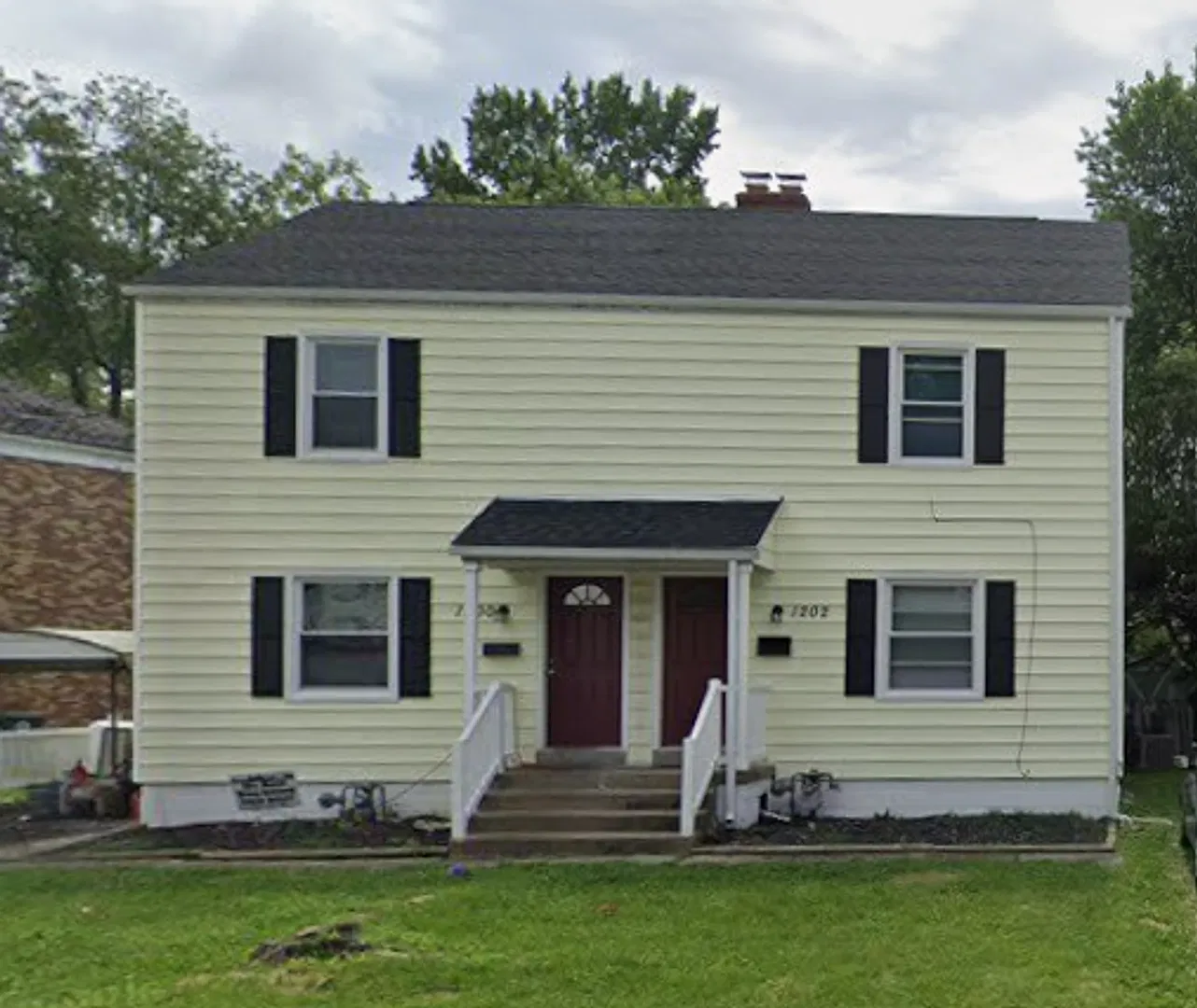 3 Bed 2 Full Bath Duplex — Photo 1