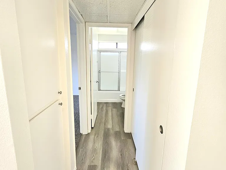 AMBERWOOD APARTMENTS — Photo 18