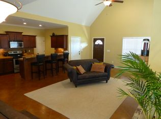 154 Breckenridge Dr, Oxford, MS 38655