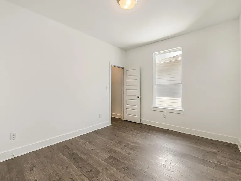 1505 Seeger Dr — Photo 20