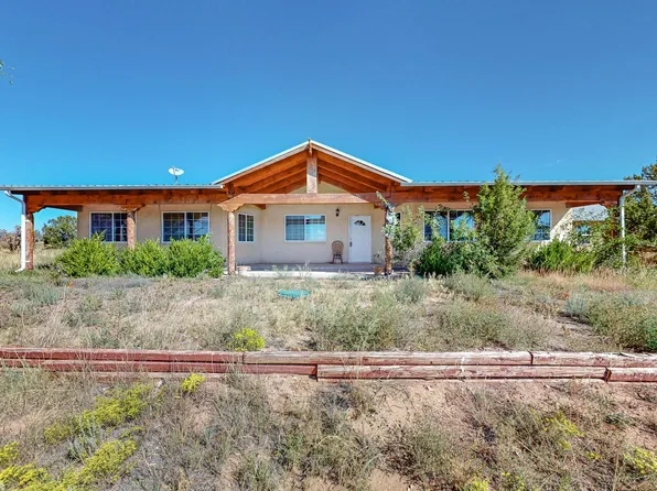 14 San Pedro Ln, Edgewood, NM 87015