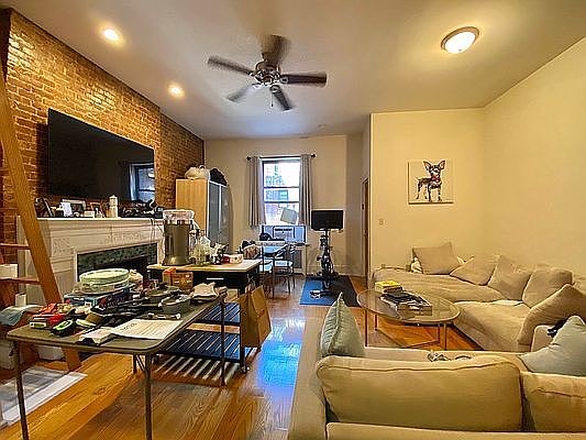 3rd image of 63 W 68th St APT 2B