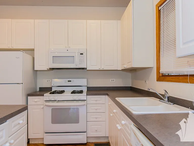 2719 N Wayne Ave #2S — Photo 7