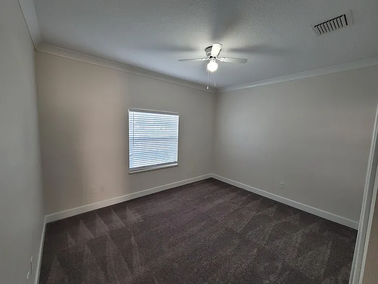 2102 Penny Ln — Photo 17