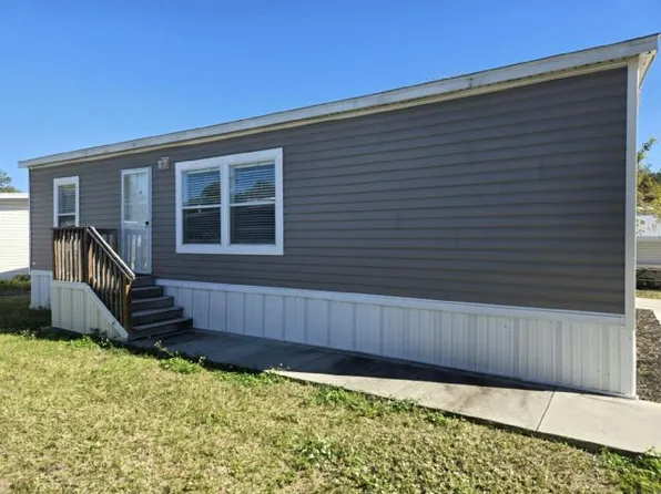 1219 51st Ave E #76, Bradenton, FL 34203