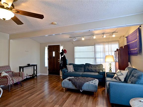 5th image of 1914 Eden Ave