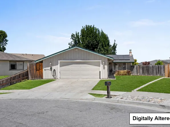 930 Apple Ct, Hollister, CA 95023