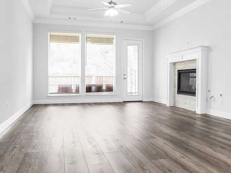 12569 Royal Oaks Ln — Photo 9