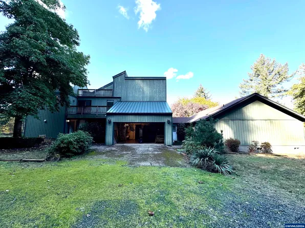 37314 Scott Dr, Lebanon, OR 97355