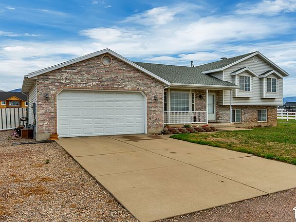 2nd image of 3032 N 2575 W