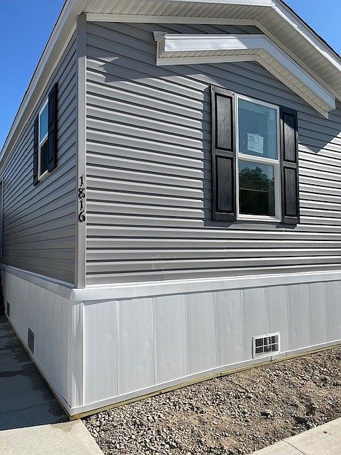 1st image of 1816 Garden St #168