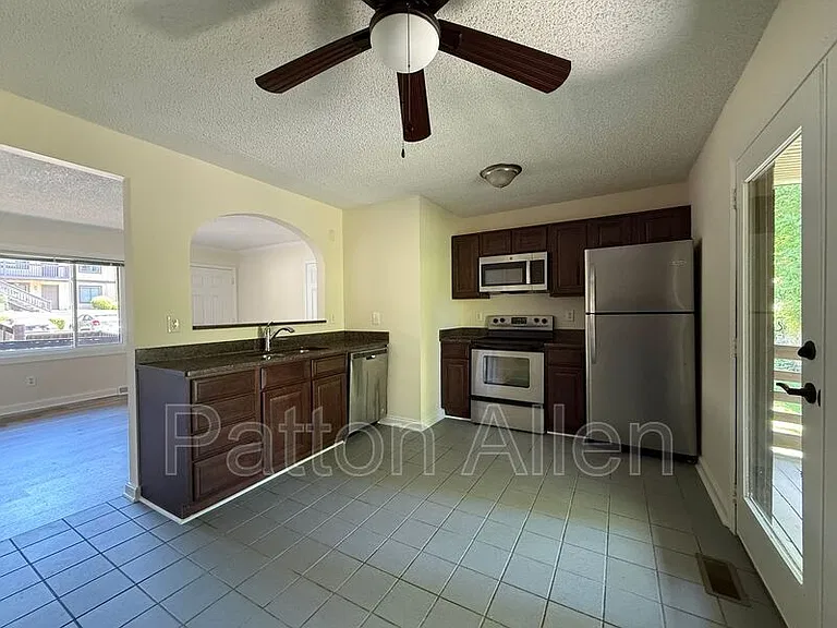 55 Dawnwood Cir — Photo 6