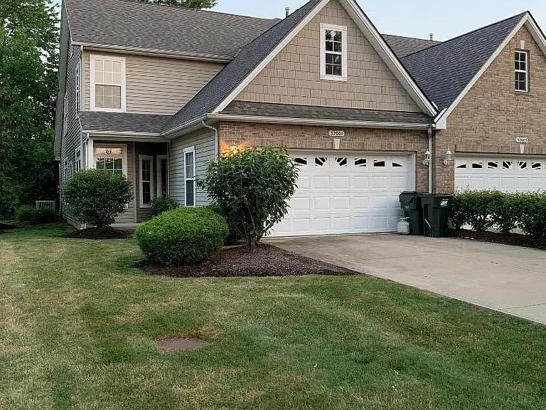 32001 Magnolia Ln — Photo 1