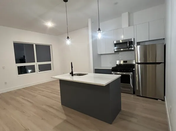 420 River Rd #410, Passaic, NJ 07055