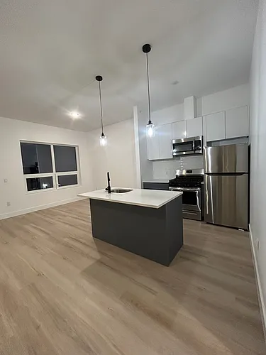 420 River Rd #410 Photo 1