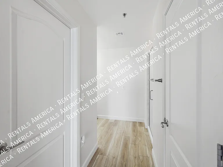 2302 N Central Ave #409 — Photo 19