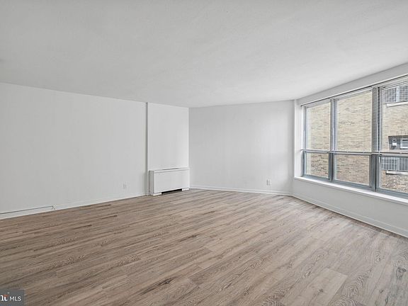 4th image of 224 W Rittenhouse Sq #30-2602