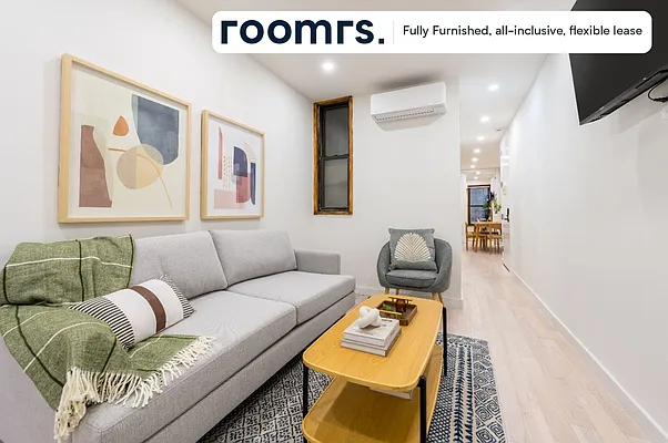 Living room, photo 3