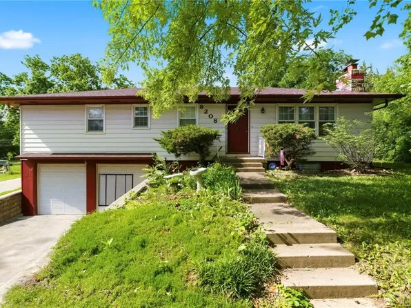 8208 E 79th Ter, Kansas City, MO 64138