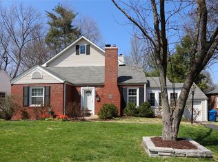 867 Victoria Pl, Saint Louis, MO