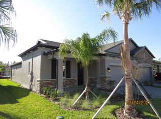 19350 Hawk Valley Dr, Tampa, FL 33647