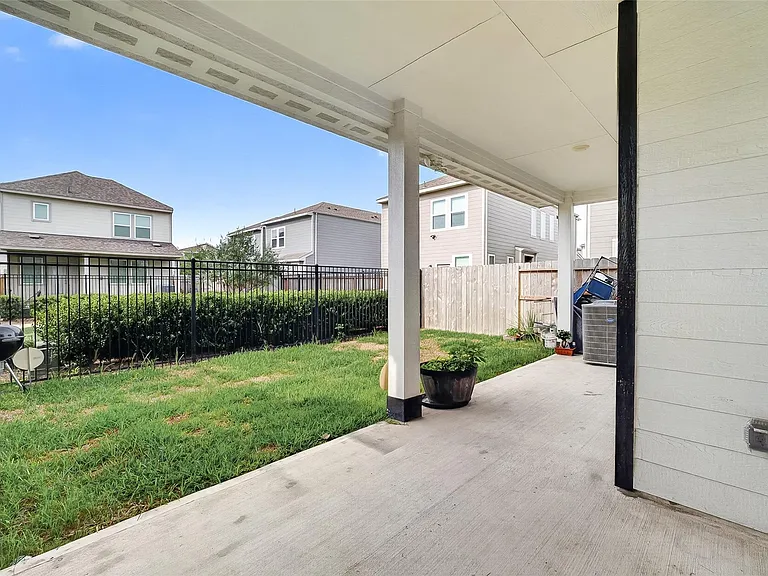 14839 Slow River Ave — Photo 34
