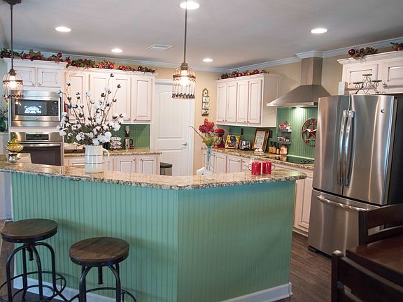 4th image of 208 Shannon Dr #37