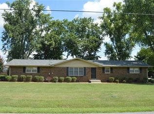 316 Kelly Dr, Decherd, TN 37324