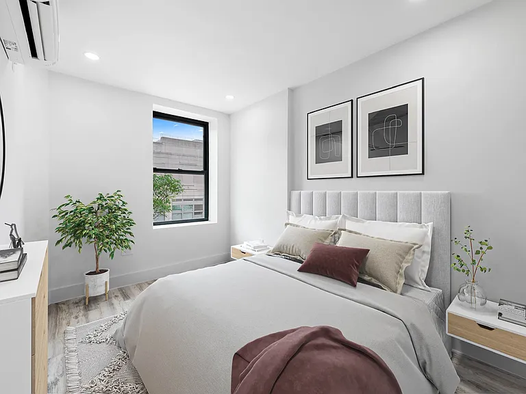 557 2nd Ave #3 — Photo 9