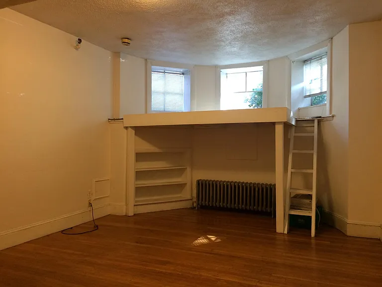289 Newbury St #1 — Photo 12