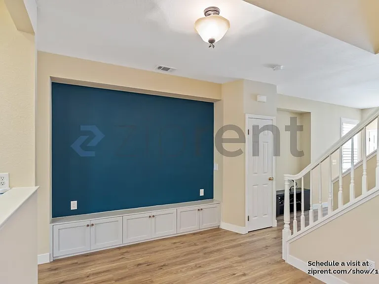 139 Concord Cir — Photo 8