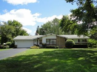 2860 Arbor Dr, Brookfield, WI 53005