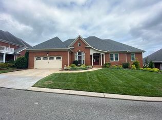 4530 Sailmaker Cir, Chattanooga, TN 37416