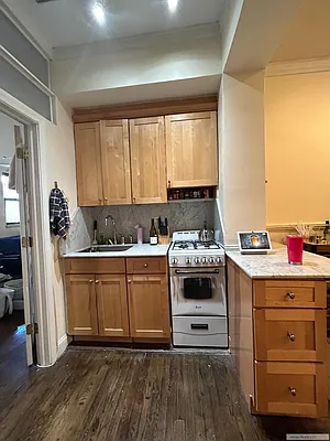 Rented by Immac Realty | media 11